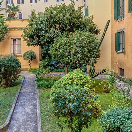 Vespasiano Luxury Apartment For 4 Rome Bagian luar foto