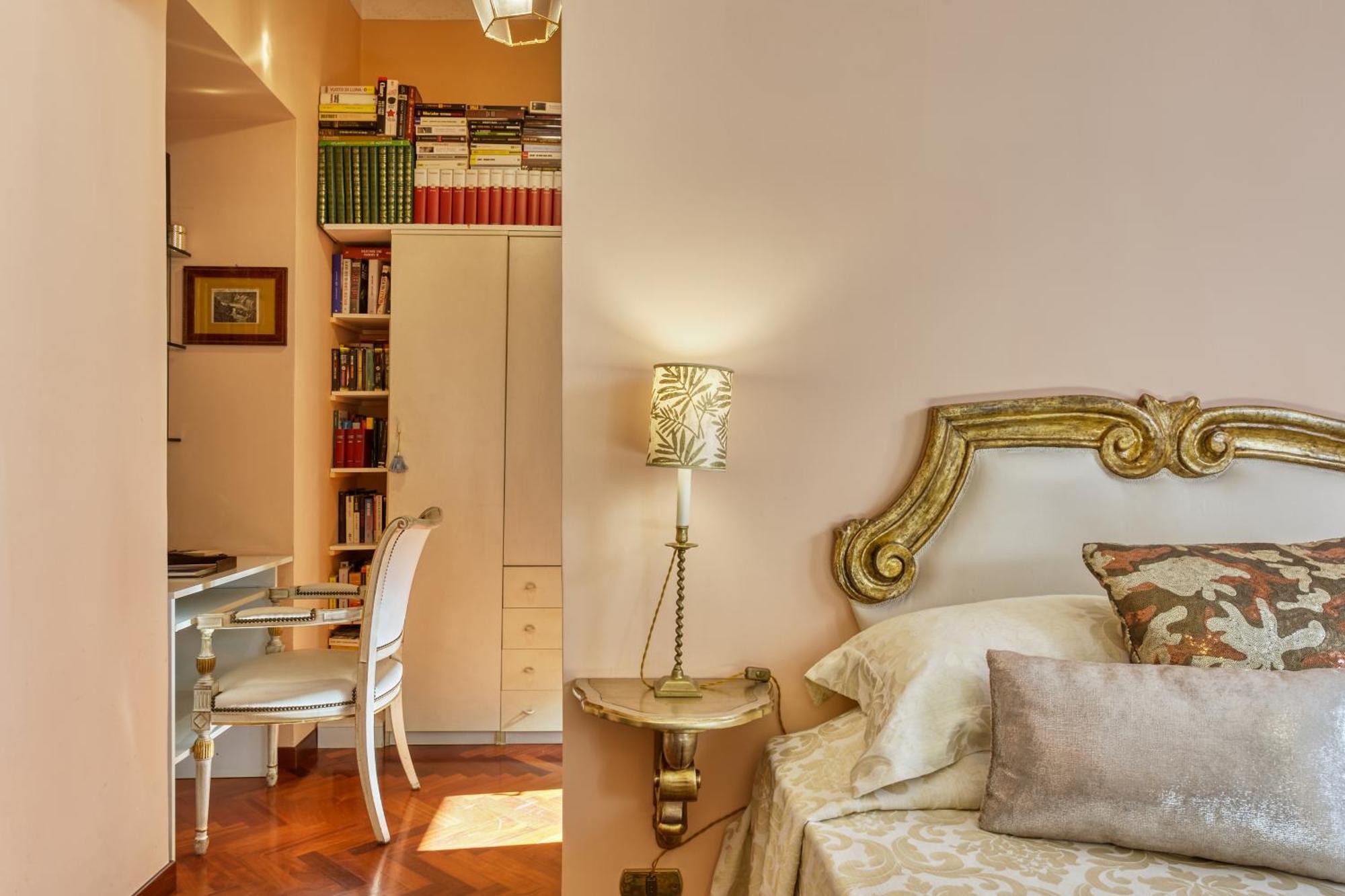 Vespasiano Luxury Apartment For 4 Rome Bagian luar foto